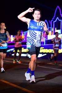 BIB: 200, 20332
                            <button type="button" onclick="openModal(22864525)" class="btn btn-primary btn-sm float-right btn-popup" data-toggle="modal" data-target=".modal-high-quality">
                        <i class="fas fa-shopping-cart"></i> Add to Cart
                    </button>
                                            <button type="button" onclick="isThisMe(22864525, true)" class="btn btn-success btn-sm float-right btn-popup btn-isme hidden" data-toggle="tooltip" data-placement="bottom" title="นี่คือรูปของคุณใช่ไหม คลิกที่นี่เพื่อเอาเข้าอัลบั้ม">
                        <i class="fas fa-plus"></i> Add to album
                    </button>
                    <button type="button" onclick="isThisMe(22864525, false)" class="btn btn-warning btn-sm float-right btn-popup btn-isnotme hidden">
                        <i class="fas fa-ban"></i> Remove from album
                    </button>